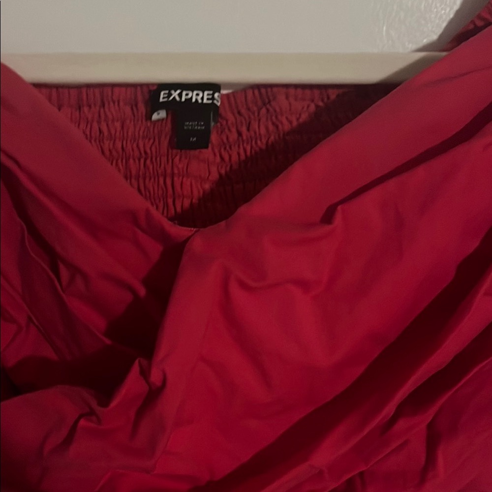 Forever 21 Red Ruffled Crop Top - Picture 2 of 3